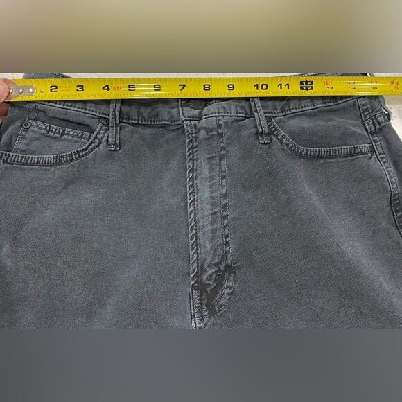 MOTHER Ankle & Cropped Jeans in Dark Blue - Picture 12 of 15